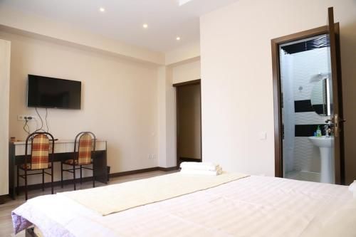 Center Hotel