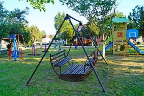Outdoor Pictures 16