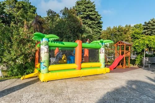 Outdoor Pictures 20