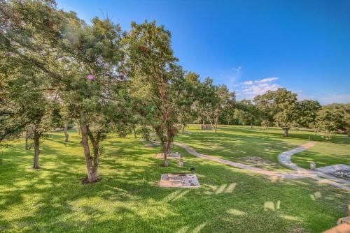 Outdoor Pictures 24