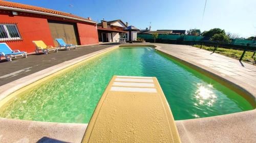 5 bedrooms villa with private pool enclosed garden and wifi at Catanhede