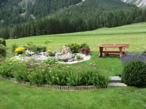 Outdoor Pictures 10