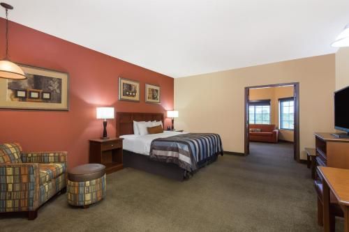 Best Western Plus Appleton Airport Mall Hotel
