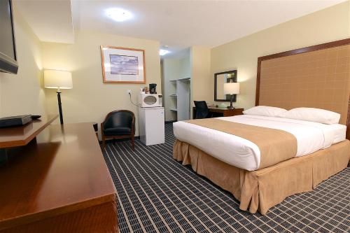 Medicine Hat Suites