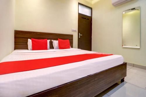 OYO 77562 Hotel Kabir