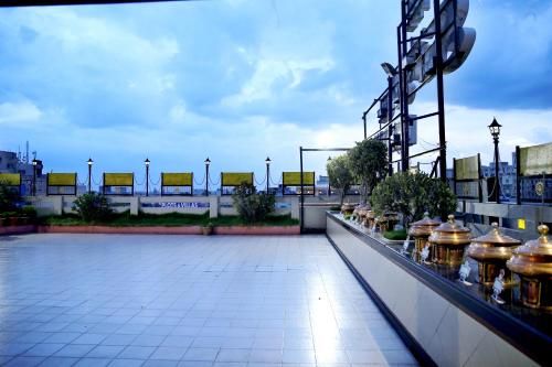 Outdoor Pictures 24
