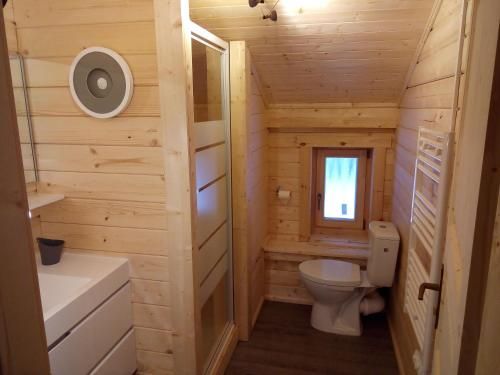 Chalet de 5 chambres a Venosc a 400 m des pistes avec jacuzzi jardin clos et wifi