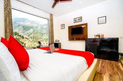 Hotel Waikunth Royal Mcleodganj centrally heated & air cooled