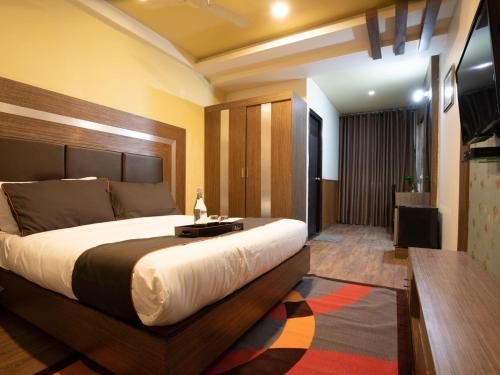 Hotel Minerva Residency - Near Grant Road Railway Station Mumbai