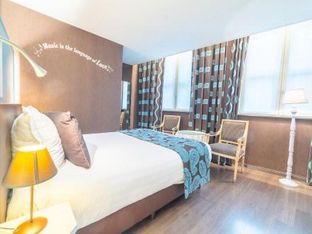 Hotel Image 1