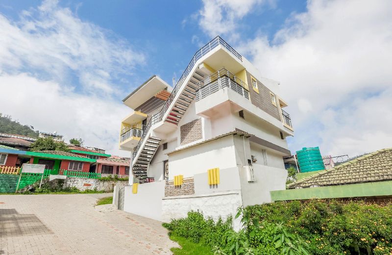 OYO 77682 Mohans Cottage
