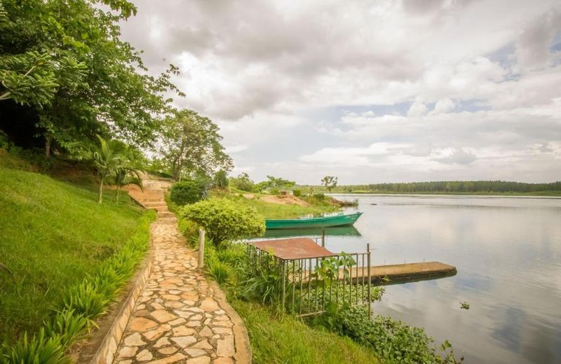 Tulina Riverside Treat