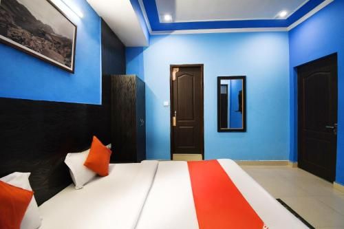 OYO 67674 T K House