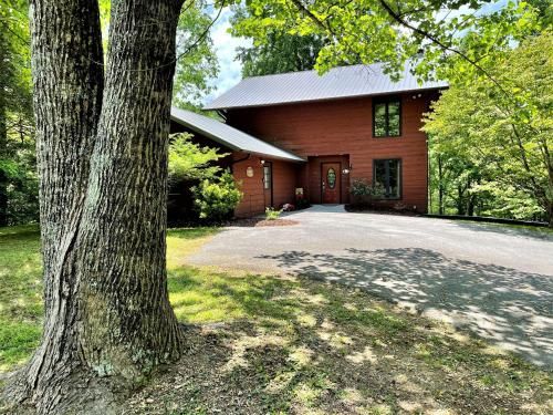 Wandering Bear Lodge Chalet