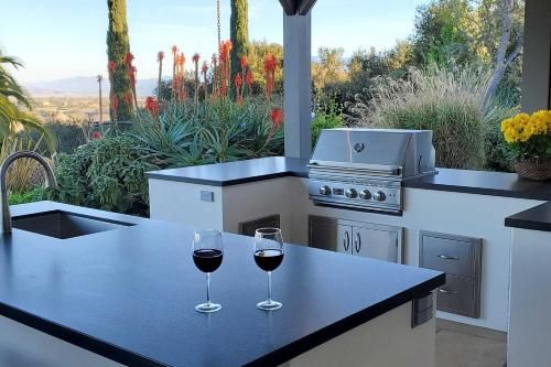 Private Ranch Resort-Vineyard View and Infinity Pool