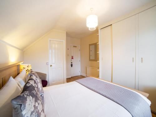 Lina Guest House