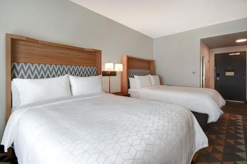 Holiday Inn - Erie, an IHG Hotel