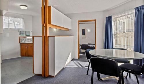 Motel Six
