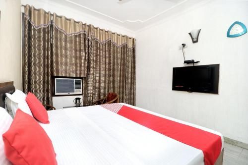 OYO 12898 Hotel Victoria Regency