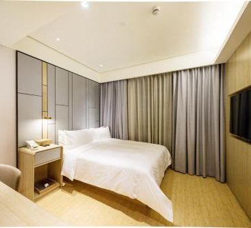 Ji Hotel (Shanghai The Bund Jinling East Road)