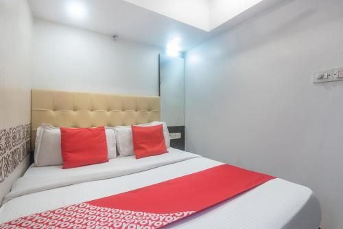 OYO 49867 Hotel Kalpana Residency