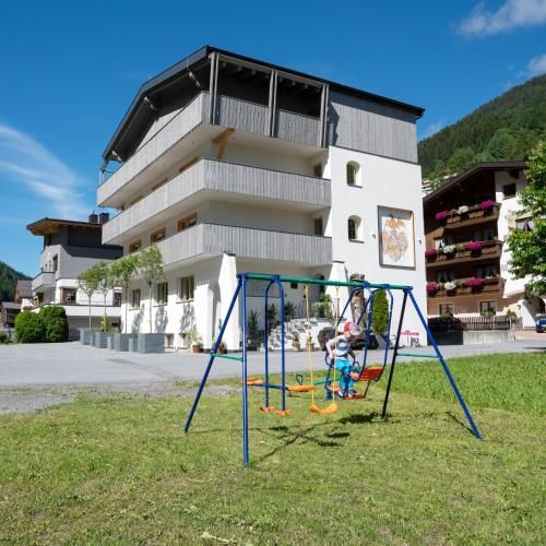 Outdoor Pictures 1