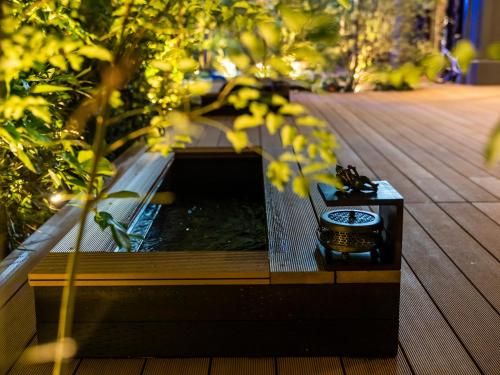 Outdoor Pictures 23