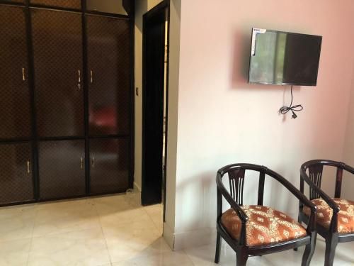 Hotel La Orilla Muzaffarabad