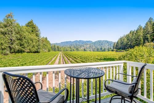 Melody Vineyard Cottage