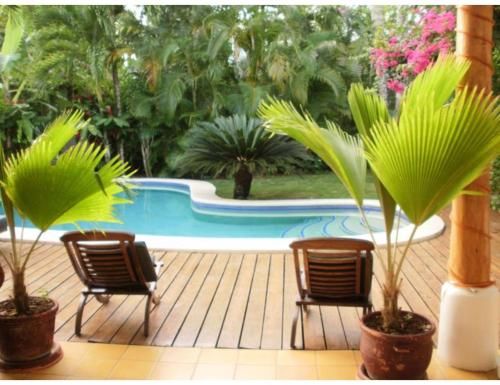 Charming Caribbean style villa near superb beach