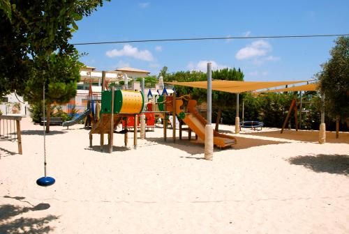 Outdoor Pictures 8