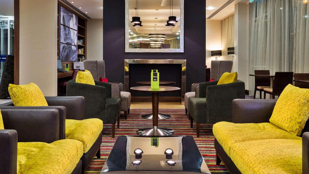 Hampton by Hilton Luton Airport