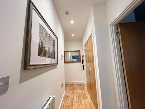 Urban Living's - The King Edward I Luxury Apartment in the Heart of Windsor