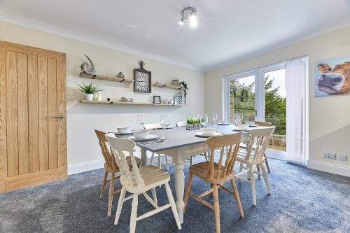 Host & Stay - Highfield