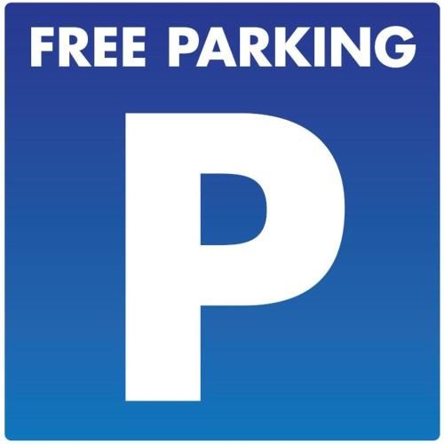 -- with Free secure Parking Garage-- Quiet & Comfortable Junior Suite con parcheggio in garage custo