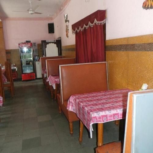 Budget Stay in Naya Bazaar