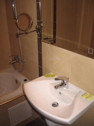 Winslow Infinity Aparthotel