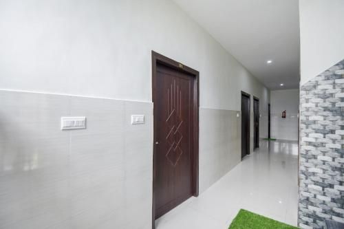 Flagship 75751 Hotel Surya