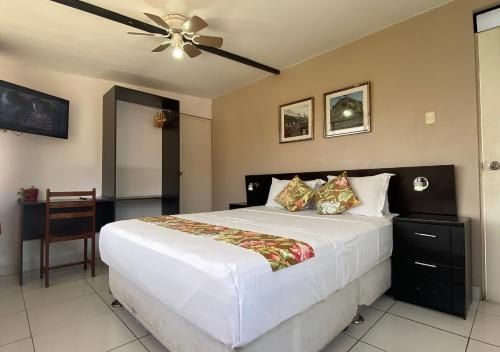 Puerto Azul Tarapoto by DOT Light