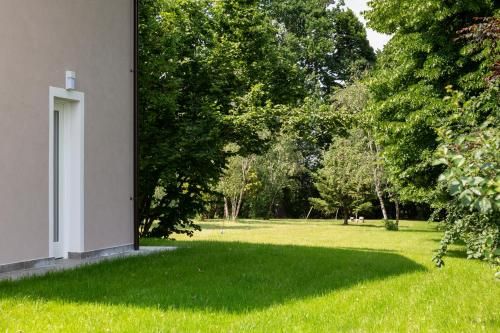 Outdoor Pictures 4