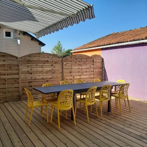 Outdoor Pictures 24