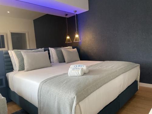 Zurin Charm Hotel