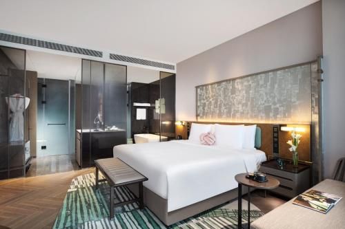 Hotel Indigo Suzhou Yangcheng Lake, an IHG Hotel