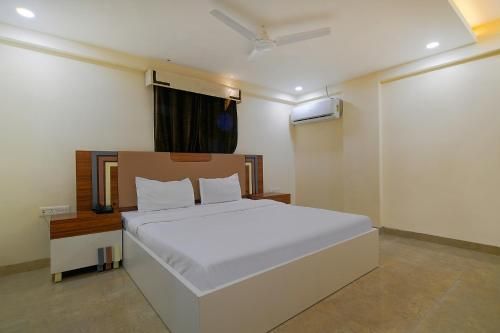 FabHotel Imperial Regency