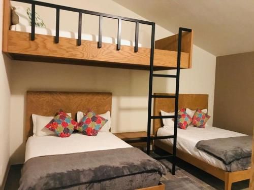 K'eri Inn Hotel & Hostal