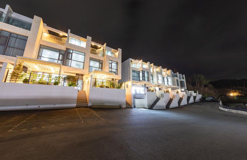 Gyeongju Ive Poolvilla Ra