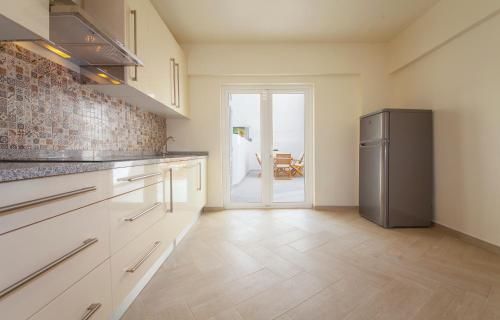 C10 - Lagos Center Apartment