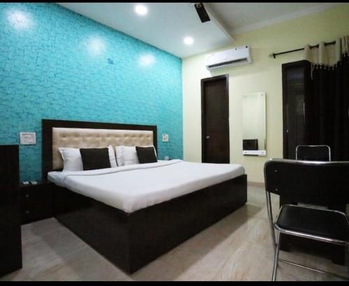 hotel PR chandigarh