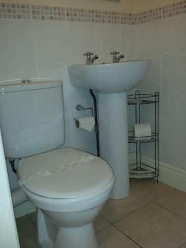 Ascot House Guest House (Adults Only)