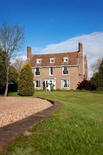 Goss Hall Bed & Breakfast